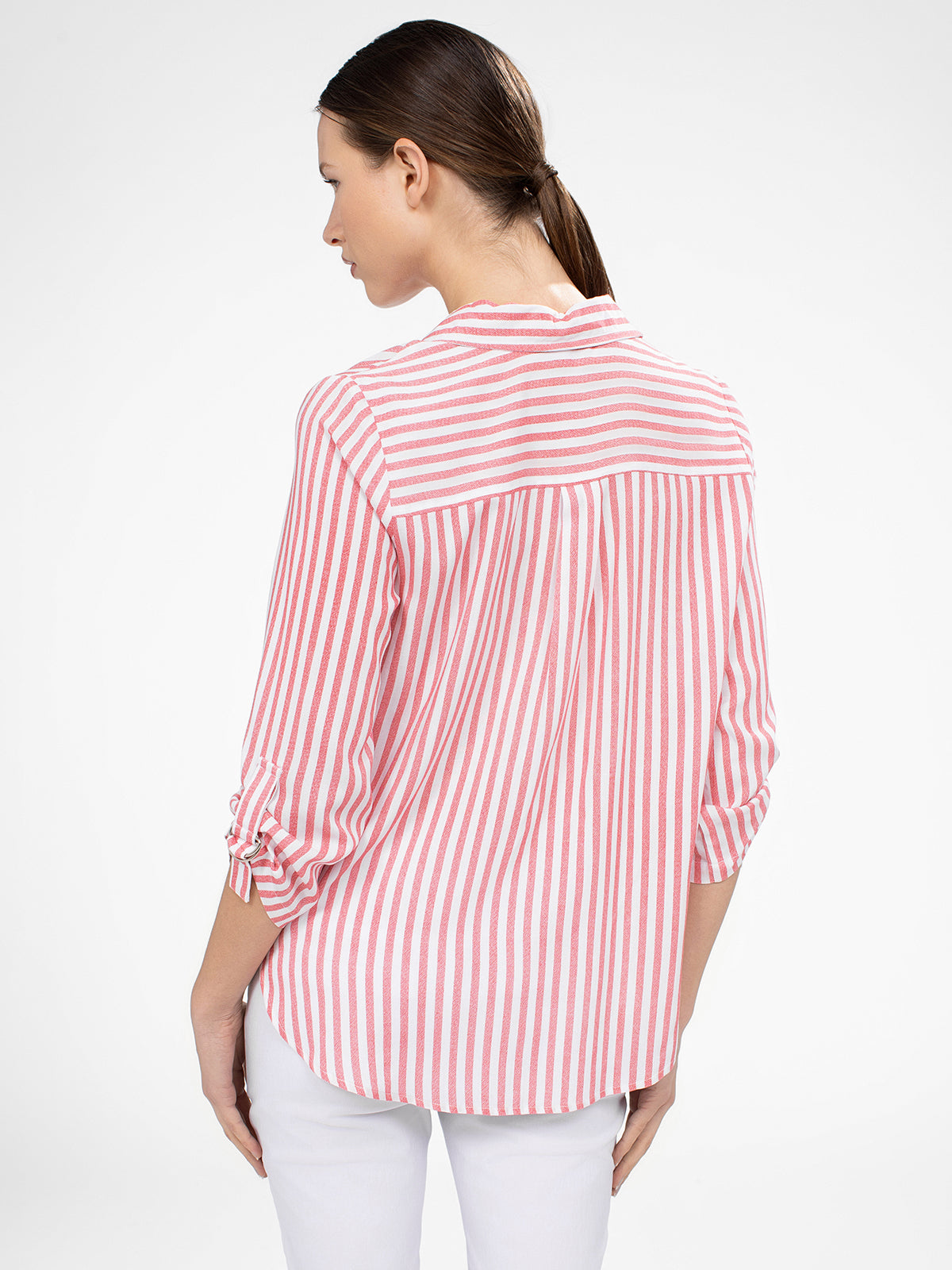 Blouse semi-ajustée à manches longues avec boutons